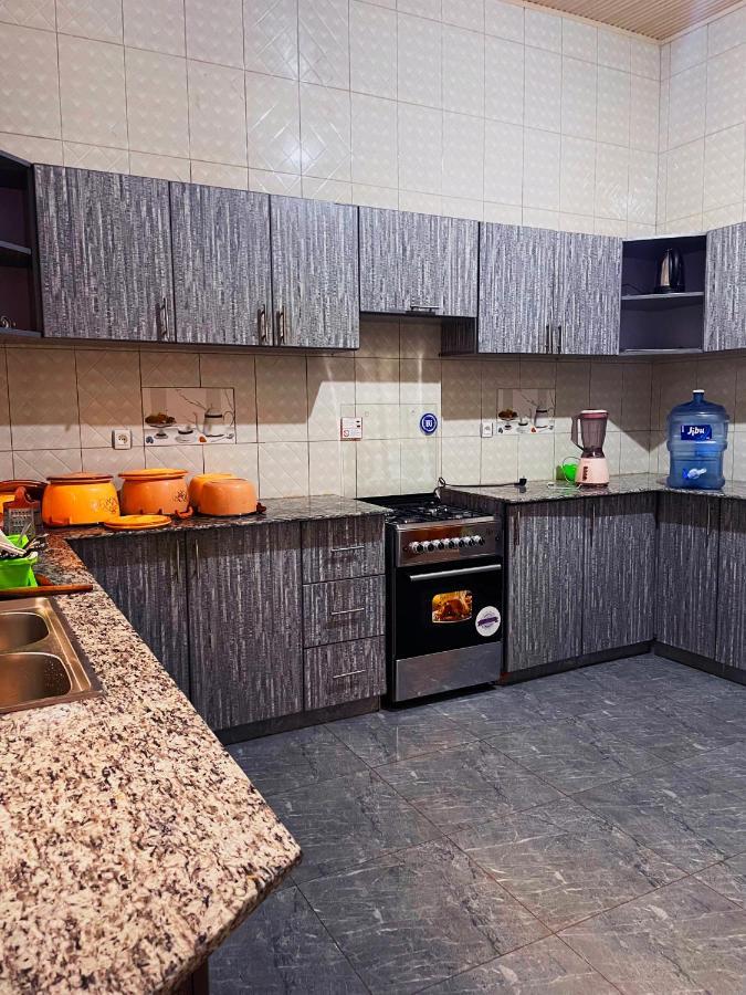 Zeo Airbnb - Cheap Apartment In Kigali Buitenkant foto
