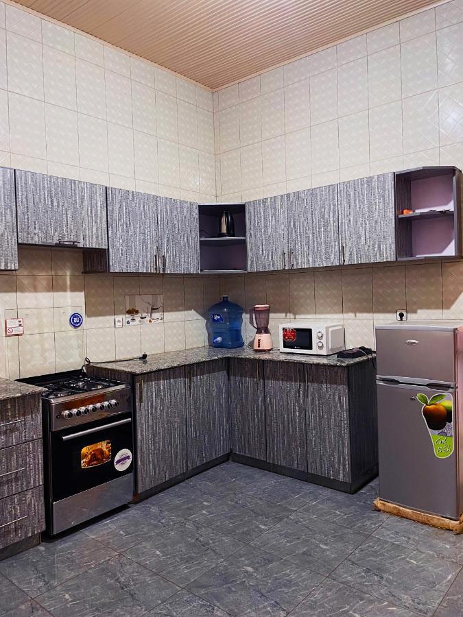 Zeo Airbnb - Cheap Apartment In Kigali Buitenkant foto